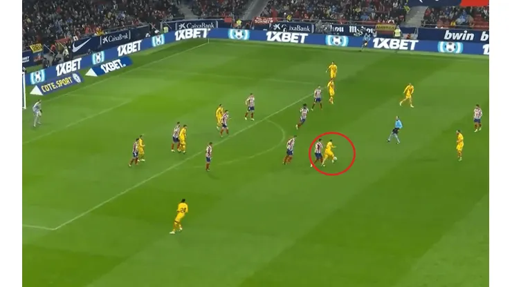 Ni entre cuatro: Messi dejó pintados a los defensores del Atlético Madrid