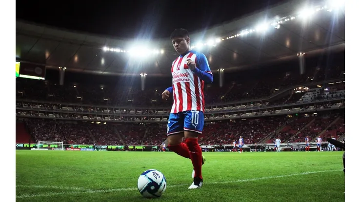 Lo que se sabe de las negociaciones por los derechos televisivos de Chivas para 2020
