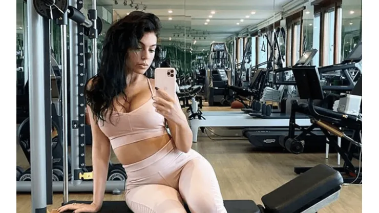 La foto de Georgina Rodríguez acostada en un rincón desconocido del estadio de Juventus