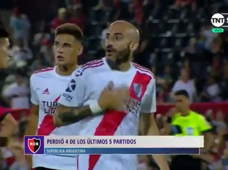 Fuera de lugar: el gesto que le hizo Pinola a los hinchas de Newell's