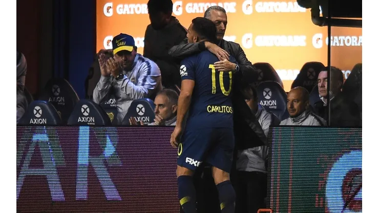 ¿Lo está gastando? Ahora que está lesionado Alfaro dijo que era el partido para Tevez