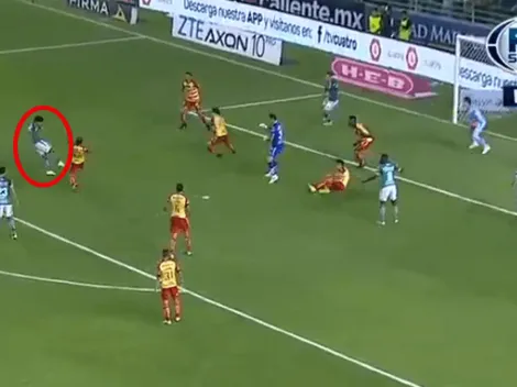 ¡Qué bombazo de Macías al travesaño! Era la Semifinal para León