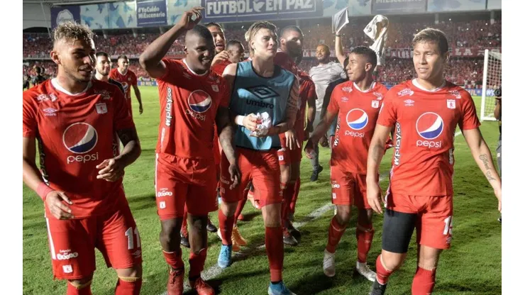 América de Cali festeja su clasificación a la final de la Liga Águila II-2019.