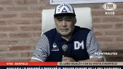Maradona fuerte contra el arbitro: "Espinoza ve menos que Andrea Bocelli"
