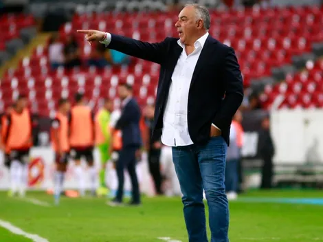 Memo Vázquez juega al hermetismo con su salida en Necaxa