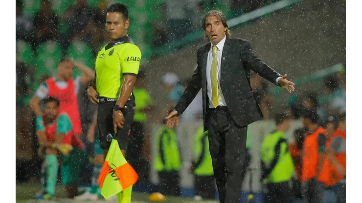 El técnico uruguayo no se fue para nada conforme de Monterrey.