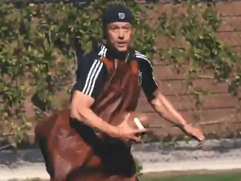 ¡Cambió de deporte! Almeyda se lució al mejor estilo NFL