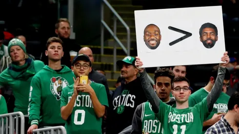 Fanáticos de Celtics empapelaron el TD Garden y cantaron contra Kyrie Irving