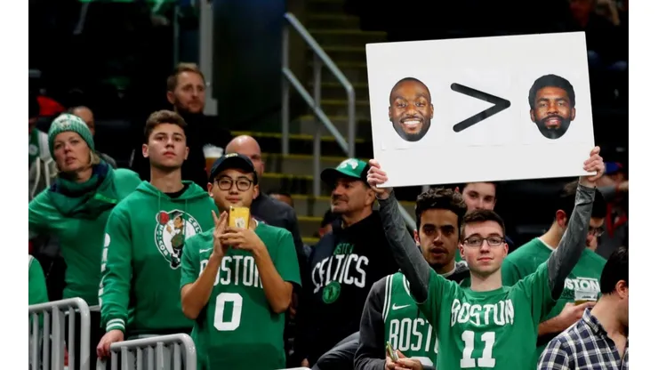 Fanáticos de Celtics empapelaron el TD Garden y cantaron contra Kyrie Irving
