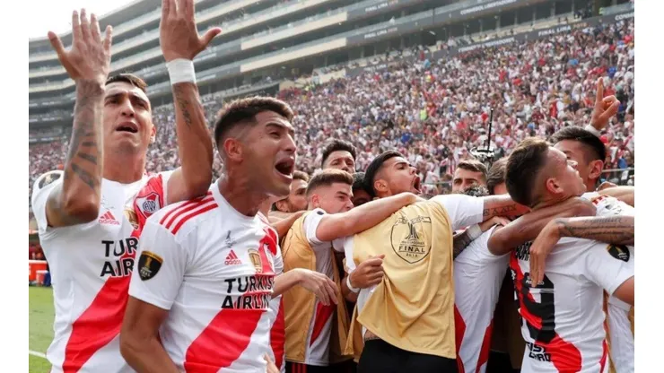 Cuidado, River: llegó la primera oferta formal para llevarse a Palacios