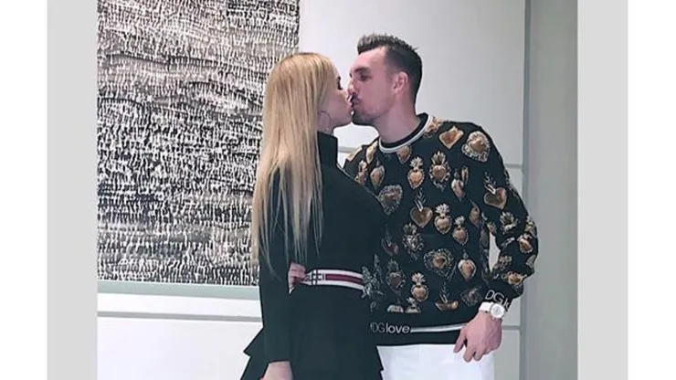 Lo subió a Instagram: la mujer de Armani se lo tatuó a él en el cuerpo
