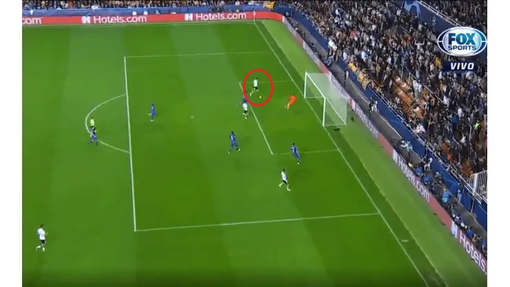 Video: el inexplicable gol que falló Maximiliano Gómez para el Valencia