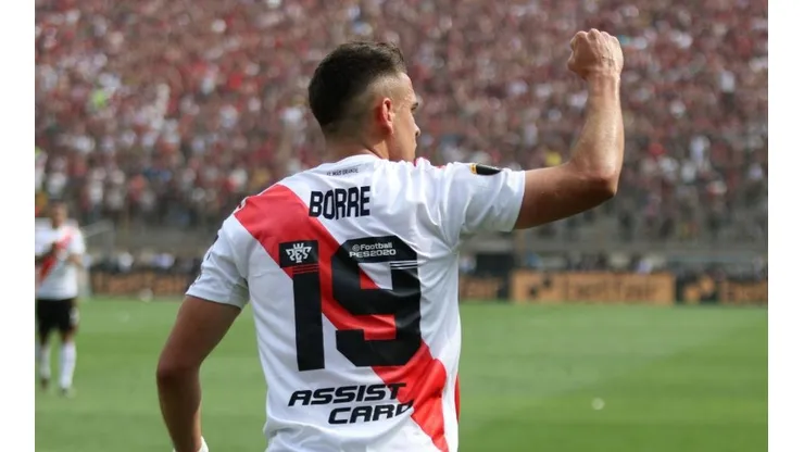Rafael Santos Borré, jugador de River Plate en Argentina.