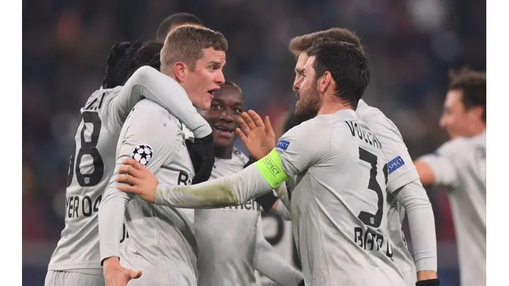 Bayer Leverkusen ganó 2 a 0 y dejó al Lokomotiv sin chances