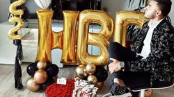 Mier descubrió lo que le regalaron a Vega y lo trolleó