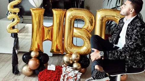 Mier descubrió lo que le regalaron a Vega y lo trolleó