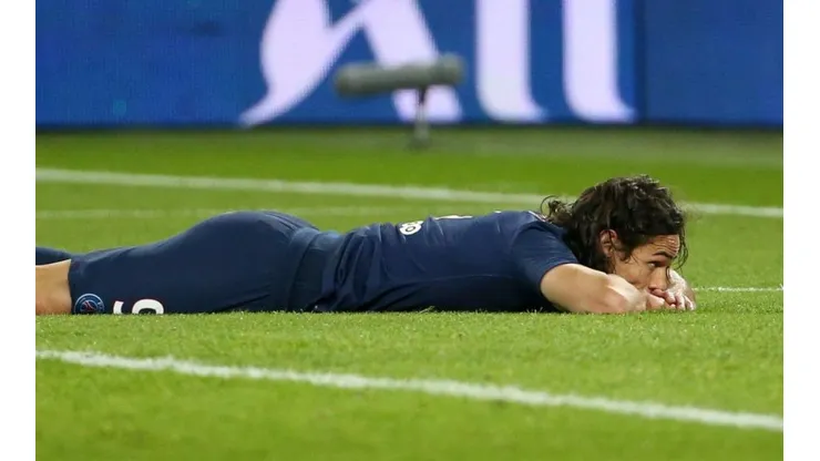 El padre de Cavani a su hijo: "Nunca ganarás una Champions"