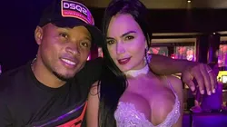 Camilo Zuñiga publicó una foto con su suegra y enamoró a todos por su belleza