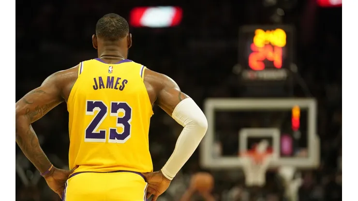 WTF: Lakers se quejarán ante los árbitros para cuidar a LeBron