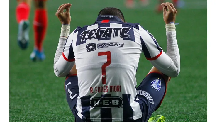 ¿Está o no lesionado? La presencia de Funes Mori contra Santos aún es incierta