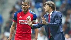 Matías Almeyda y Carlos Salcido en Chivas