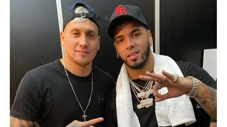 Nico Castillo asiste al concierto de Anuel