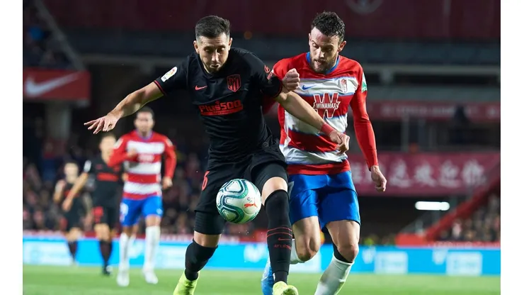 Atlético de Madrid empató con Granada y cedió terreno
