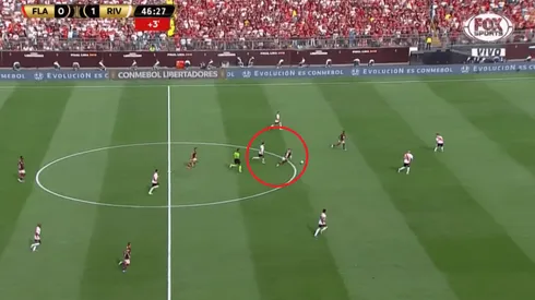 Gabigol se iba en velocidad, pero llegó Enzo Pérez y levantó a todo River