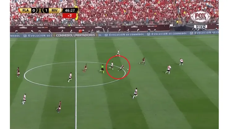 Gabigol se iba en velocidad, pero llegó Enzo Pérez y levantó a todo River