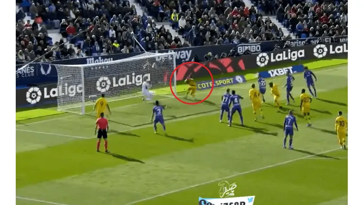 ¿Se grita o no? Tras chequeo del VAR, Vidal pone en ventaja al Barcelona