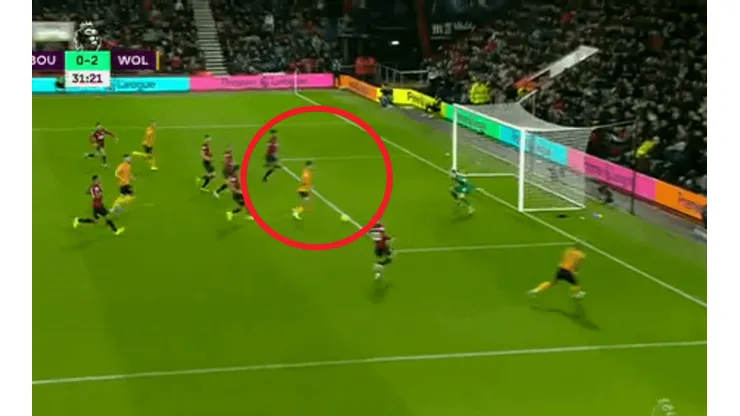 Entendió todo: Wolves sorprendió con jugada preparada y Raúl Jiménez marcó gol contra Bournemouth