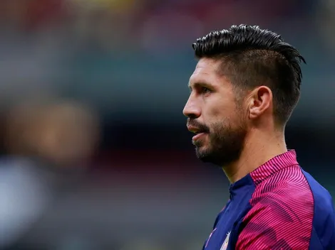 Mientras todos dan por hecha su salida de Chivas, Oribe Peralta dejó un mensaje en las redes