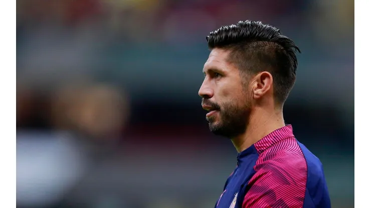 Oribe Peralta puede salir de Chivas.