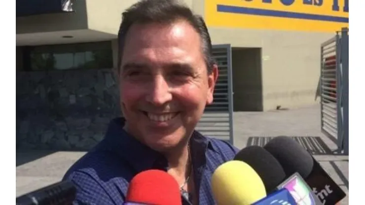 Garza molesto con Martino por pedir reducción de extranjeros