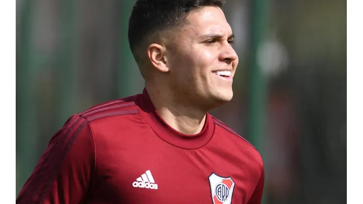 Quintero, en el 11 de los jugadores más caros de la final de la Libertadores