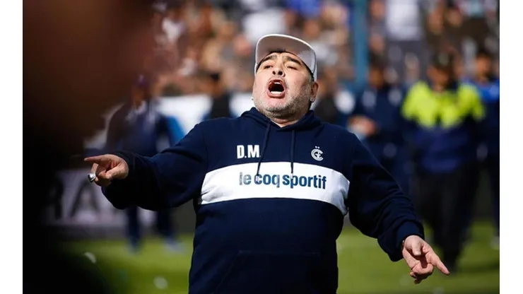¡Se fue el martes y volvió el jueves! Maradona confirmó que sigue en Gimnasia