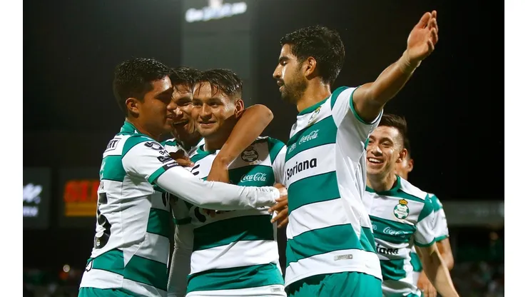 Épico trolleo de Santos al Arsenal.