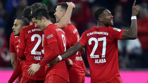 Divertido cruce entre los dos equipos.