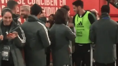 El video que desmiente que la Selección Mayor de México no saludó a la Sub 17