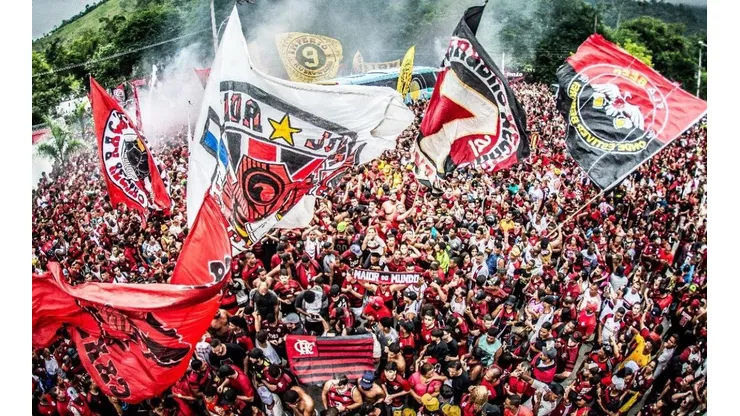 Así despidieron los hinchas de Flamengo al equipo antes de que viaje a Lima