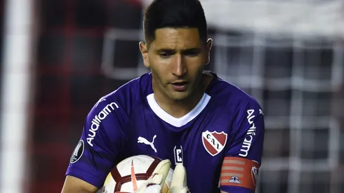 Cruz Azul empezó a negociar con Independiente por el pase de Martín Campaña
