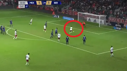 Exquisita asistencia de Jiménez y gol de Antuna sobre el final