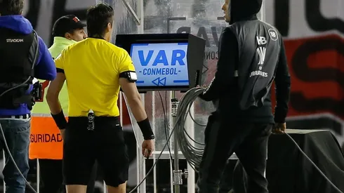¡Último momento! Conmebol cambió al encargado del VAR en River-Flamengo