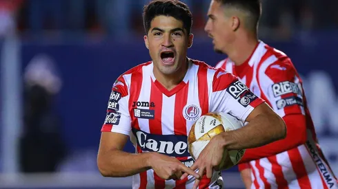 Nicolás Ibañez podría retornar al Atlético de Madrid