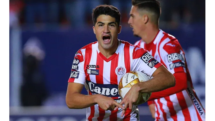 Nicolás Ibañez podría retornar al Atlético de Madrid