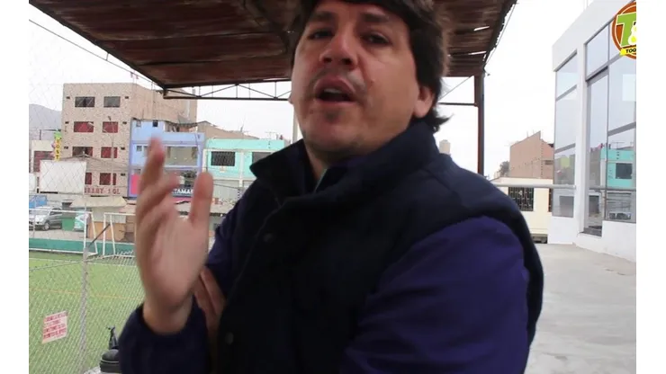 Ferrari trabajó también en Cesar Vallejo como dirigente.