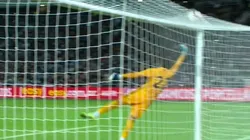 La reacción tardía de Esteban Andrada.