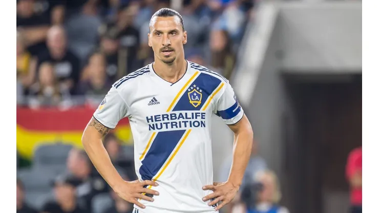El club de la Serie A que se entromete en los planes del Milan para quedarse con Zlatan