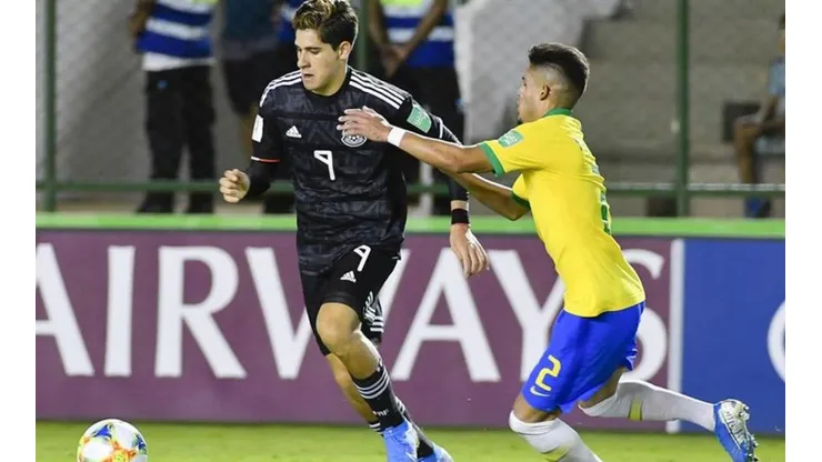 Santiago Muñoz disparó contra el VAR