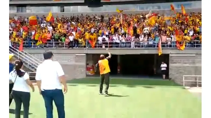 El festejo del 'Tato' Sanint por el regreso del Pereira a la 'A'.